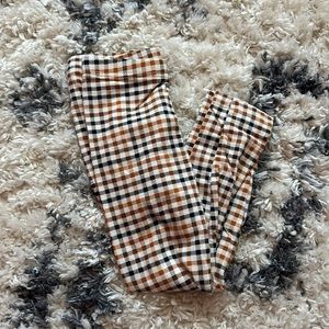 Checkered Leggings.